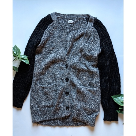 Aritzia Sweaters - Aritzia Wilfred cardigan XXS